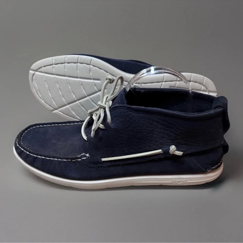 UGG LEATHER BOAT SHOES SZ 12 MENS BEACH MOC CHUKKA MOCCASIN LOAFERS NAUTICAL EUC